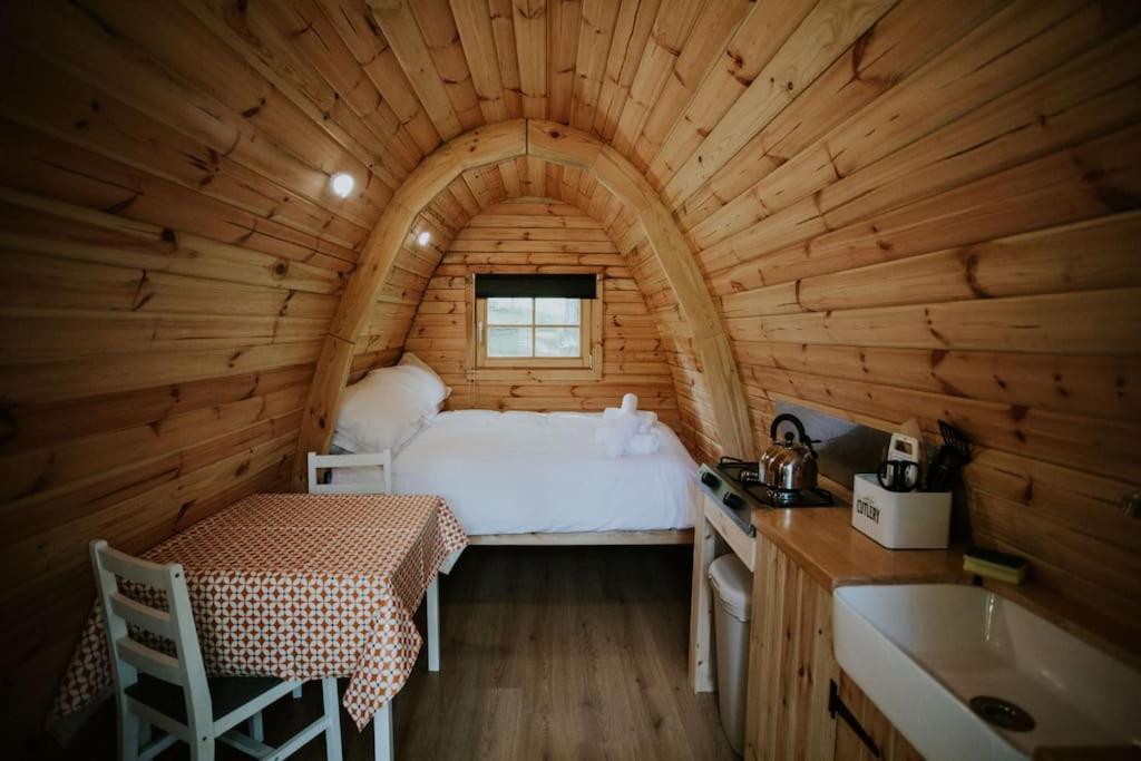Oak Special Winter Offers - Hot Tub & Log Burner Apartment Barmouth Exterior photo