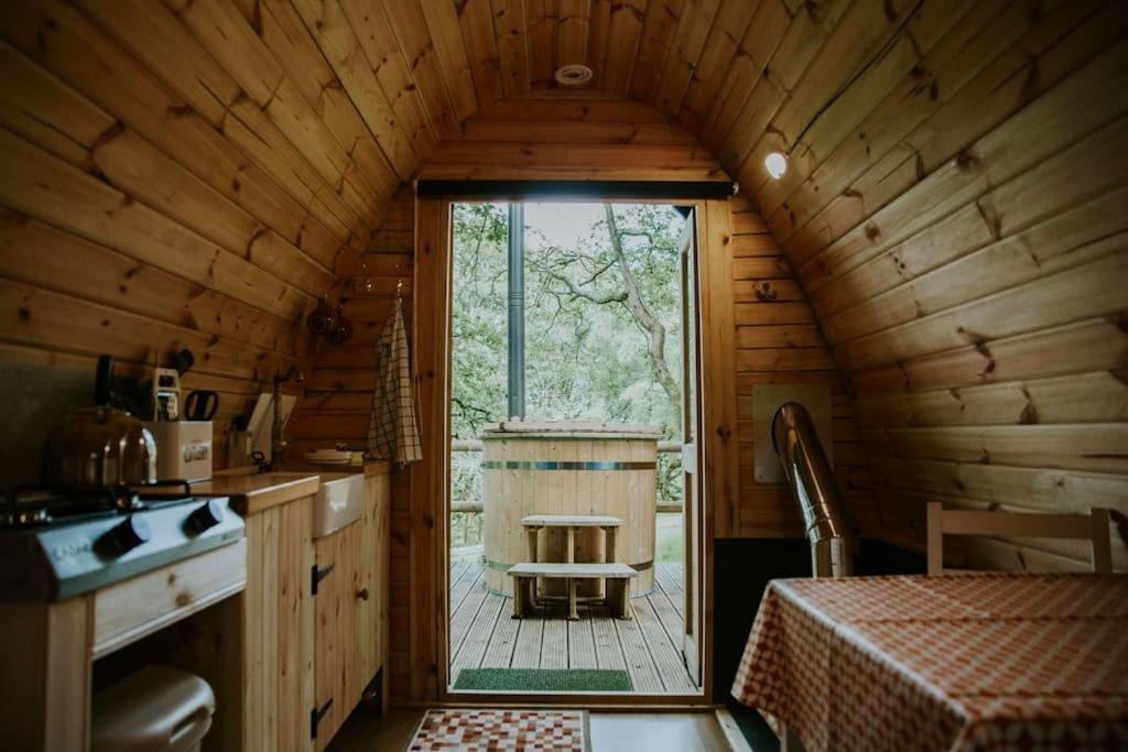 Oak Special Winter Offers - Hot Tub & Log Burner Apartment Barmouth Exterior photo